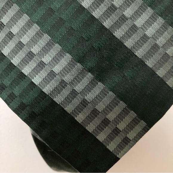 CROFT & BARROW mens tie green and gray - Picture 1 of 5